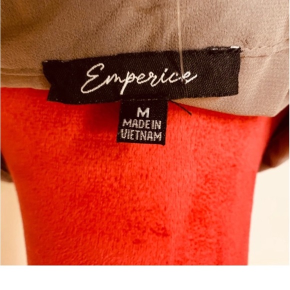 NWT SHEER BUTTON DOWN COLLAR LONGLINE TOP - Picture 10 of 10